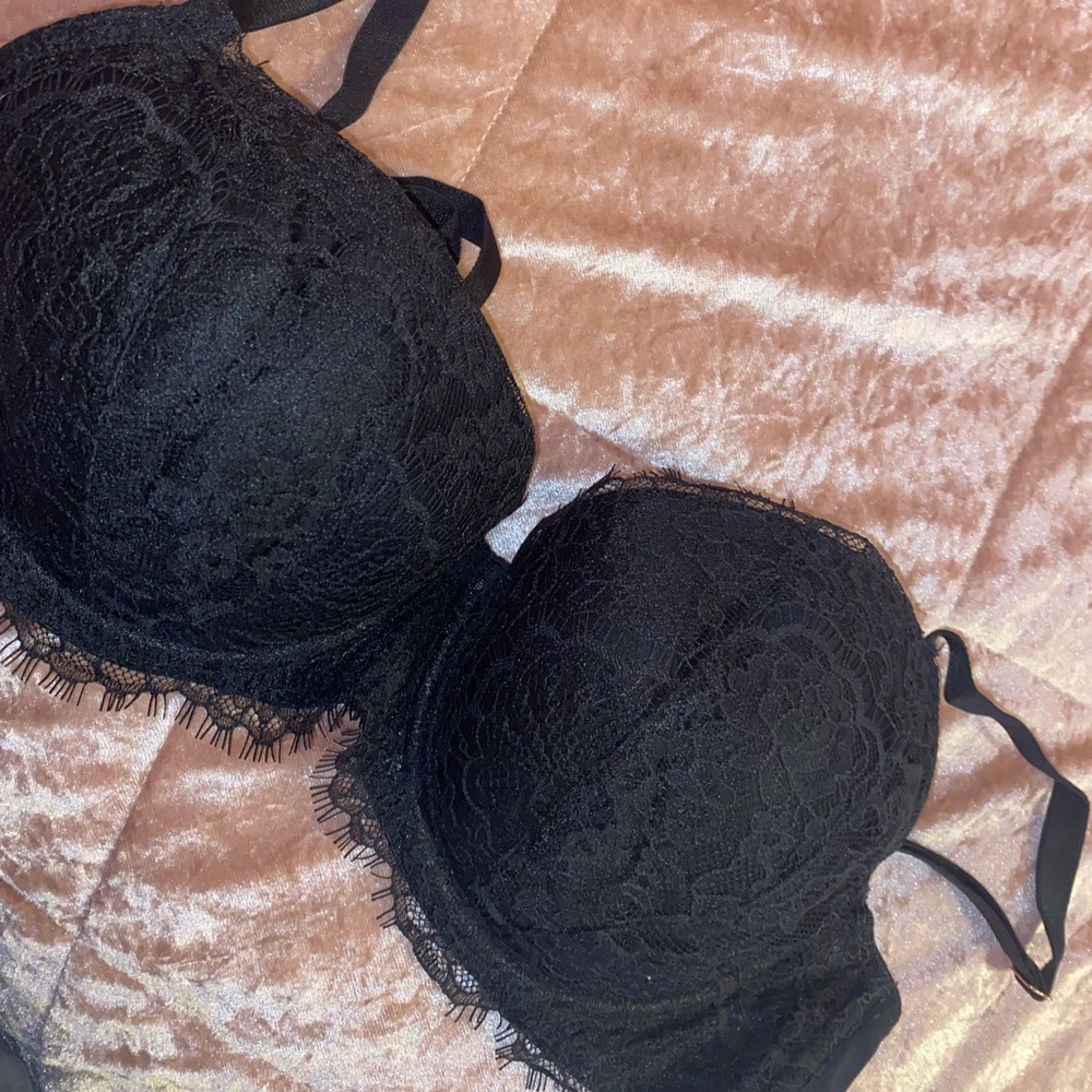 Vs lingerie push-up bra w/ lace